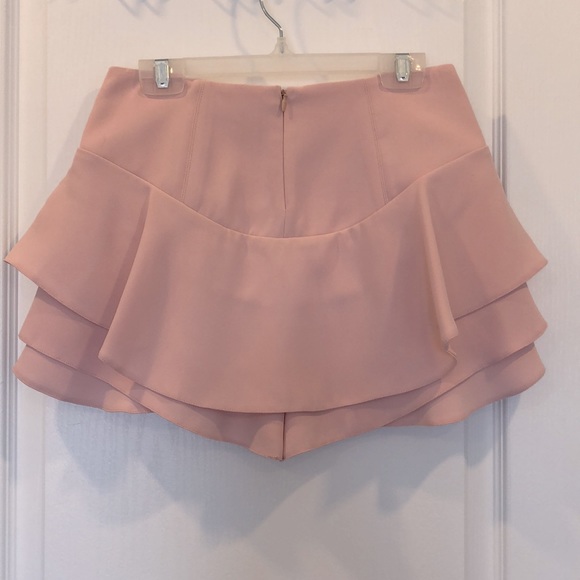 3/$25 ⭐️Pink skirt (skort) - Picture 2 of 5